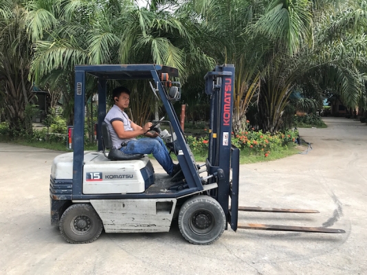 ขายFORKLIFT KOMATSU FG15-15(1.5ตัน)(AUTO) สวยเดิมจากญี่ปุ่น ยังไม่เคยใช้ในไทย 125,000เท่านั้น!!