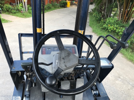 ขายFORKLIFT KOMATSU FG15-15(1.5ตัน)(AUTO) สวยเดิมจากญี่ปุ่น ยังไม่เคยใช้ในไทย 125,000เท่านั้น!!