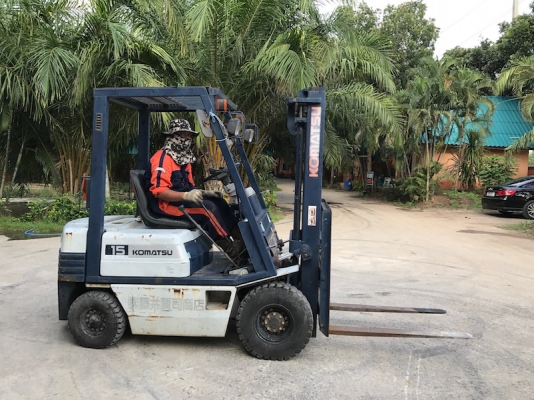 ขายFORKLIFT KOMATSU FG15-15(1.5ตัน) สวยเดิมจากญี่ปุ่น ยังไม่เคยใช้ในไทย 115,000เท่านั้น!!