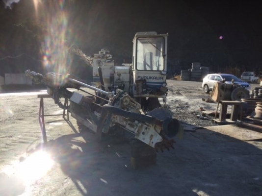 รถเจาะหิน Furukawa HCR9 รถเจาะหิน Furukawa HCR9