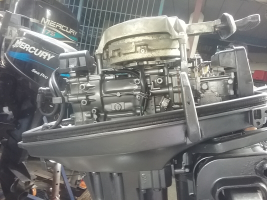 ขายเรือyamaha 12ฟุตพร้อมเครื่อง suzuki9.9แรง