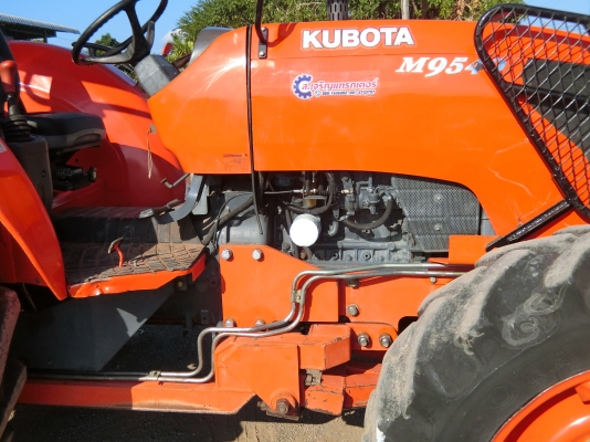 ❥ขายคะ รถไถมือ✌ M9540 สภาพเดิมๆใช้งานได้ปกติ ทำงาน 2518 ชม. พร้อมอุปกรณ์2ชิ้น ใบดันหน้า+ผาน7 680000 บาท ต่อรองได้คะ &raquo;&raquo;สนใจ✆0906910337 ⛳พิกัด ร้านส.เจริญแทรกเตอร์ อ.บางระกำ จ.พิษณุโลก