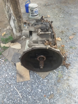 ขาย เกียร์สิบล้อ HINO 3M พร้อมใช้งาน