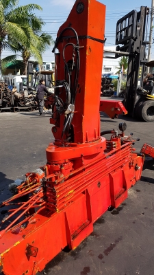 ขายเครนรถบรรทุก 6ล้อใหญ่/10 ล้อ UNIC 5 ตัน 6 ปอก สนใจติดต่อ 085-222-5959