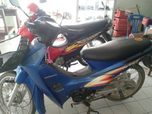 ็Honda wave 100ปี 47 และ45 คันละ