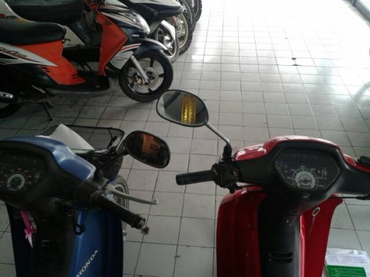 ็Honda wave 100ปี 47 และ45 คันละ