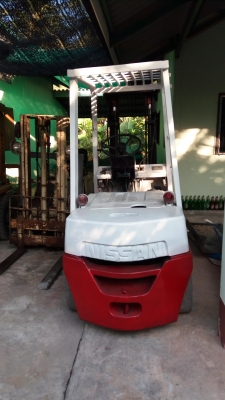 โฟลลิฟ เบนซิล 1.5 ตัน นิสสัน ตรวจสอบเชคสภาพแล้ว พร้อมใช้