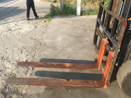 ขายรถโฟล์คลิฟท์มือสองนำเข้าจากประเทศญี่ปุ่น