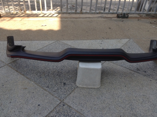 ขายสเกิร์ตรอบคัน MG5 ของแท้จาก MG สีแดง