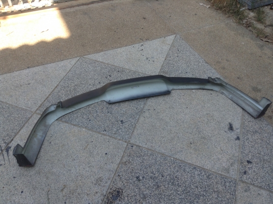 ขายสเกิร์ตรอบคัน MG5 ของแท้จาก MG สีแดง