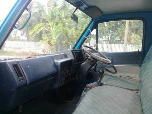 รถบรรทุกหกล้อ ISUZU NKR 110 แรงม้า รถห้างแท้ เกียร์สั้น ยกหัวได้