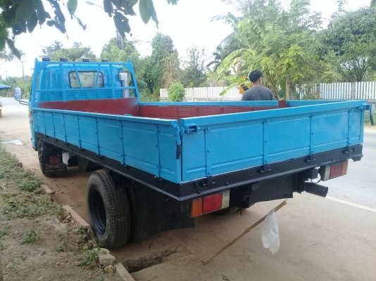 รถบรรทุกหกล้อ ISUZU NKR 110 แรงม้า รถห้างแท้ เกียร์สั้น ยกหัวได้