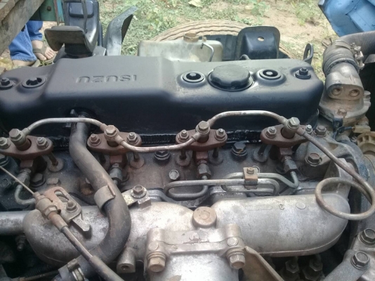 รถบรรทุกหกล้อ ISUZU NKR 110 แรงม้า รถห้างแท้ เกียร์สั้น ยกหัวได้