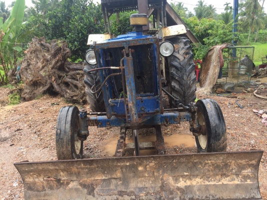 FORD 6600 เพลาเดียว อุปกรณ์2ชิ้น เครื่องดี ทำงานปกติ ราคาต่อรองได้ 0872976734