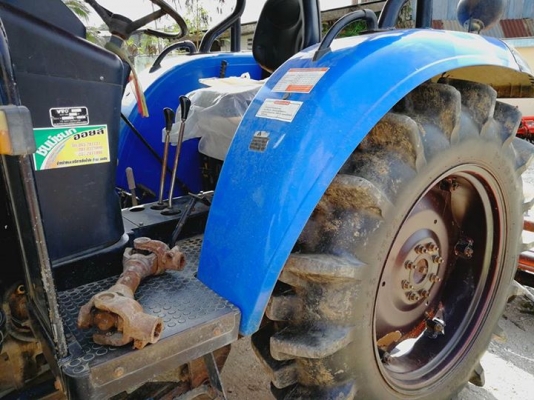 แชมป์YTO604 4 WD ขนาด 60 แรง 4 สูบ ทำงาน 1013 ชั่วโมง ใบมีดดันหน้า โรตารี่