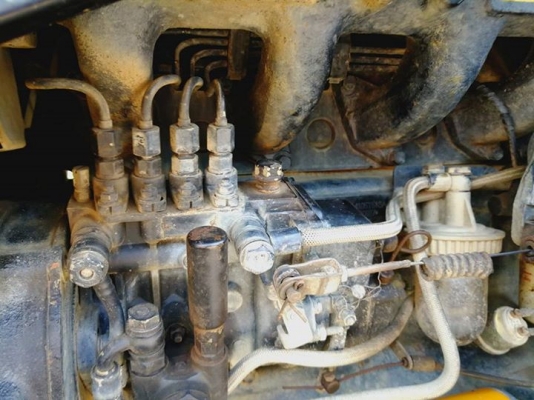 แชมป์YTO604 4 WD ขนาด 60 แรง 4 สูบ ทำงาน 1013 ชั่วโมง ใบมีดดันหน้า โรตารี่