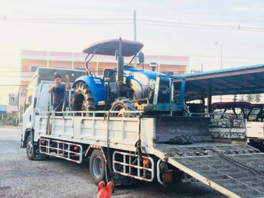 แชมป์YTO604 4 WD ขนาด 60 แรง 4 สูบ ทำงาน 1013 ชั่วโมง ใบมีดดันหน้า โรตารี่