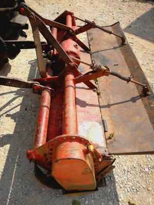 แชมป์YTO604 4 WD ขนาด 60 แรง 4 สูบ ทำงาน 1013 ชั่วโมง ใบมีดดันหน้า โรตารี่