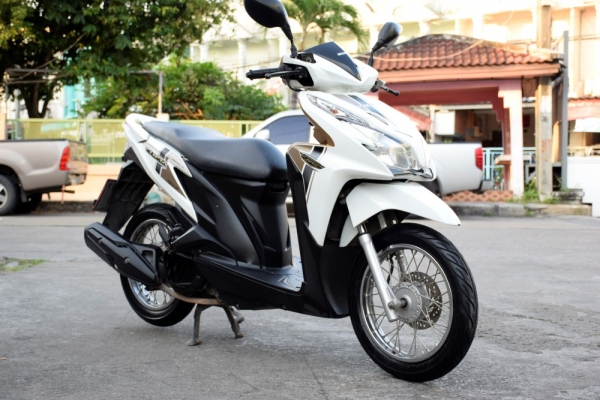 click125i 2014 วิ่งน้อย สีสวย รถบ้าน รูดบัตรเครดิตได้ click125i 2014 วิ่งน้อย สีสวย รถบ้าน รูดบัตรเครดิตได้