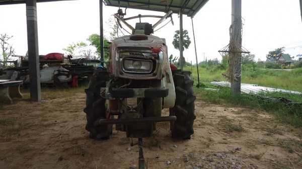 ขาย YANMAR YT550 ดีเชล 5.5 แรง สีเดิม รุ่น 8 เกียร์หน้า 2 เกียร์หลัง เก่านอกพร้อมใช้งาน