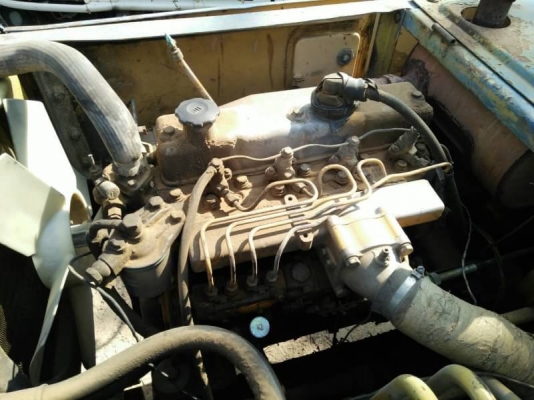 ขาย 185,000 KOMATSU pc 60-2 เครื่องดี ปั้มแรง เอวแน่น ช่วงล่างดี รถพร้อมใช้ รถอยู่ ร้อยเอ็ด 090-772-3710 090-772-3708