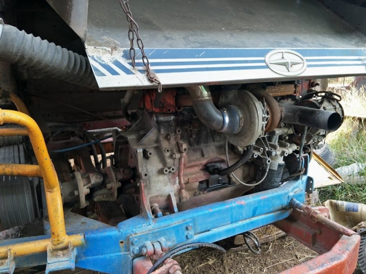 รถเกี่ยวข้าวศักพัฒนา รถใหญ่สเปคตามภาพ ดูรถได้ที่อ.บัวใหญ่/สีดา โคราช ขายเพราะมีสองคัน/เจ้าของขายเอง โทร/ไลน์ 0856390132 รถเกี่ยวข้าวศักพัฒนา รถใหญ่สเปคตามภาพ ดูรถได้ที่อ.บัวใหญ่/สีดา โคราช ขายเพราะมีสองคัน/เจ้าของขายเอง โทร/ไลน์ 0856390132