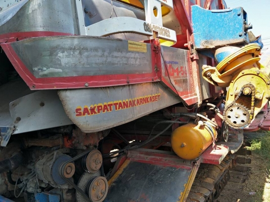 รถเกี่ยวข้าวศักพัฒนา รถใหญ่สเปคตามภาพ ดูรถได้ที่อ.บัวใหญ่/สีดา โคราช ขายเพราะมีสองคัน/เจ้าของขายเอง โทร/ไลน์ 0856390132 รถเกี่ยวข้าวศักพัฒนา รถใหญ่สเปคตามภาพ ดูรถได้ที่อ.บัวใหญ่/สีดา โคราช ขายเพราะมีสองคัน/เจ้าของขายเอง โทร/ไลน์ 0856390132