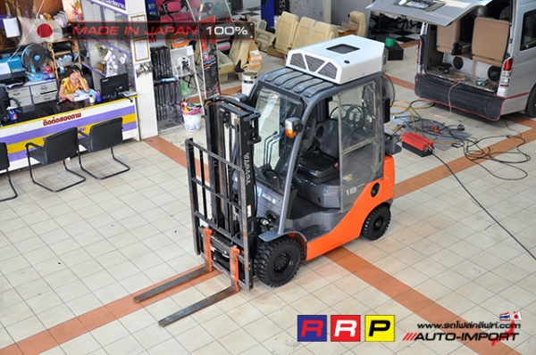 ขายรถโฟล์คลิฟท์มือสอง TOYOTA รุ่น 8FG18-14407 นำเข้าจากประเทศญี่ปุ่น 100\% ไม่เคยใช้งานในไทย