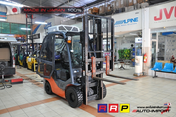 ขายรถโฟล์คลิฟท์มือสอง TOYOTA รุ่น 8FG18-14407 นำเข้าจากประเทศญี่ปุ่น 100\% ไม่เคยใช้งานในไทย