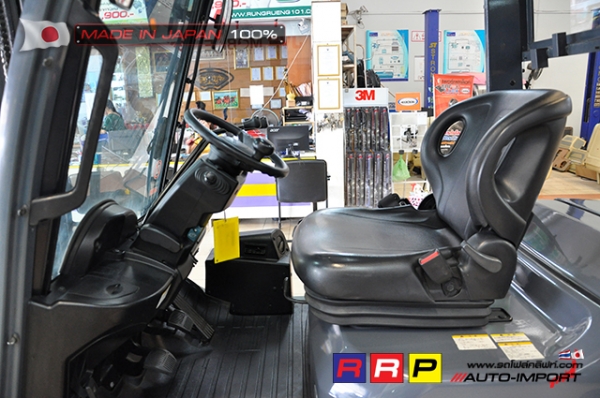 ขายรถโฟล์คลิฟท์มือสอง TOYOTA รุ่น 8FD25-30126 นำเข้าจากประเทศญี่ปุ่น 100\% ไม่เคยใช้งานในไทย