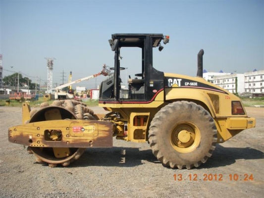 ขายด่วนรถตักหน้าขุดหลัง CAT CP563E  สภาพนางฟ้า