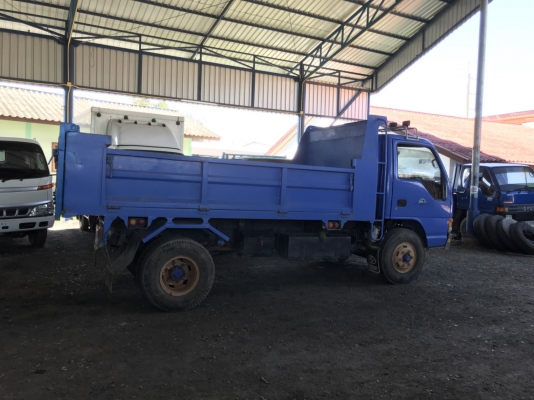 6ล้อดั้ม isuzu NPR 115แรง เกียสั้น ใส่เครื่อง130แรง