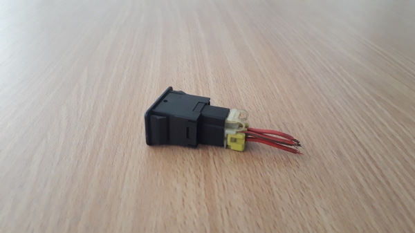 สวิตช์ ไฟตัดหมอก แนวนอน ทรงสี่เหลี่ยม NILES JAPAN