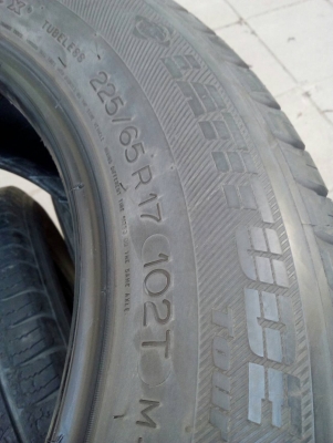 225/65R17  MICHELIN LATITUDE tour ชุด 4 เส้น  โทร.081-427-3941  ไอดีไลน์ 0814273941