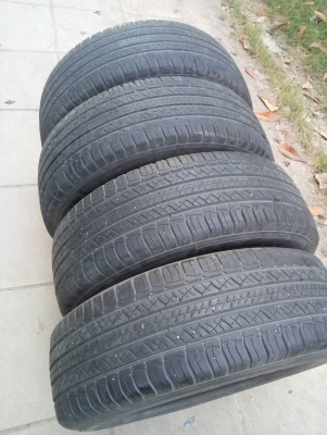 225/65R17  MICHELIN LATITUDE tour ชุด 4 เส้น  โทร.081-427-3941  ไอดีไลน์ 0814273941