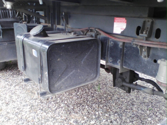 6ล้อแมกก้า 175แรง ปี 57 วิ่งแสนกว่า