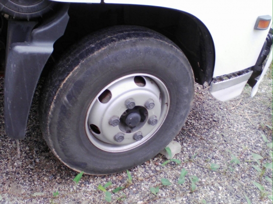 6ล้อแมกก้า 175แรง ปี 57 วิ่งแสนกว่า