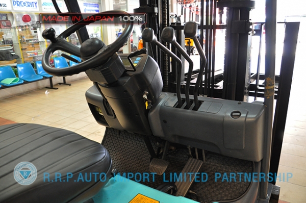 ขายรถโฟล์คลิฟท์มือสอง TOYOTA รุ่น 6FB15-12076 สภาพเดิมจากญี่ปุ่นจากประเทศญี่ปุ่น ไม่เคยใช้งานในไทย ขายรถโฟล์คลิฟท์มือสอง TOYOTA รุ่น 6FB15-12076 สภาพเดิมจากญี่ปุ่นจากประเทศญี่ปุ่น ไม่เคยใช้งานในไทย