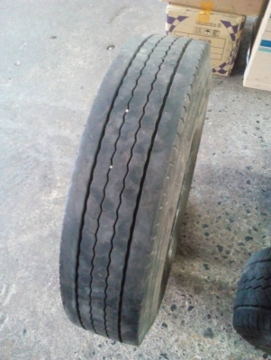 ยางบรรทุก 7.00R16 MICHELIN Agilis มี 1 เส้น โทร.081-427-3941 ไอดีไลน์ 0814273941