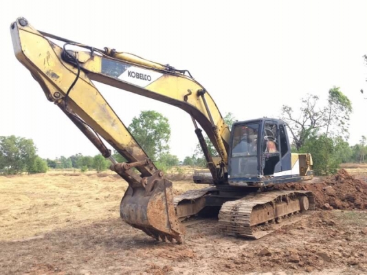 ขาย 399,000 บาท KOBELCO SK200  MARK 3 เครื่องดี ปั้มแรง โช่หนา เอวแน่น เอกสารชื้อขาย.   รถอยู่ จ.ร้อยเอ็ด โทร&amp;ไอดีไลน์ 0610710295