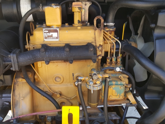 ขายรถขุดล้อยาง KOMUTSU PW30-2