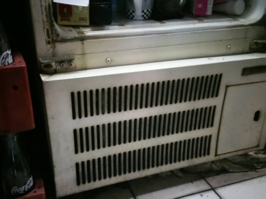 ขายตู้แช่ 1 ประตูสภาพใช่งานอยู่ ไม่ได้ทำความสะอาด ขายถูก 2,500 บาท ขายตู้แช่ 1 ประตูสภาพใช่งานอยู่ ไม่ได้ทำความสะอาด ขายถูก 2,500 บาท