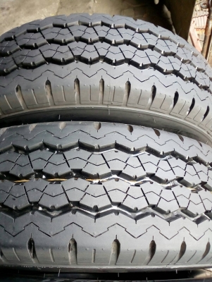 ปี17 ยางใหม่ ป้ายแดง 215/70R15  BRIDGESTONE R623 ปี17 ชุด 4 เส้น   โทร.081-427-3941  ไอดีไลน์ 0814273941
