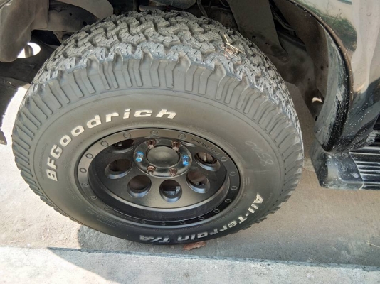 ฝากขายแมคเลนโซ่M1 กว้าง 9 นิ้ว พร้อมยางBF All 265 75 16 ปี 13 ยกชุด 18500 บาท ฝากขายแมคเลนโซ่M1 กว้าง 9 นิ้ว พร้อมยางBF All 265 75 16 ปี 13 ยกชุด 18500 บาท