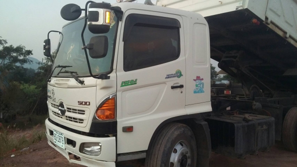 ขายค่ะ...HINO 251 รถปี 2556 ป้ายแดงมือเดียว เดิมทุกจุดเปลี่ยนแค่ยางกับแบต เจ้าของขับเองไม่เคยจ้าง รถ