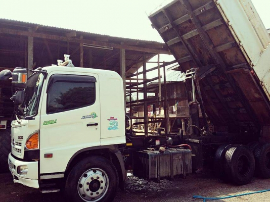 ขายค่ะ...HINO 251 รถปี 2556 ป้ายแดงมือเดียว เดิมทุกจุดเปลี่ยนแค่ยางกับแบต เจ้าของขับเองไม่เคยจ้าง รถ