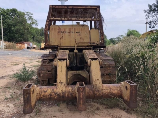 ขาย 335,000 บาท CATTERPILAR D7F เครื่องดี เกียร์ตัด. ระบบไฮโดลิกพร้อม โช่หนา แผ่นสวย เอกสารชื้อขาย  รถอยู่ จ.ปราจีนบุรี โทร&amp;ไอดีไลน์ 0610710295