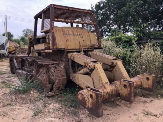 ขาย 335,000 บาท CATTERPILAR D7F เครื่องดี เกียร์ตัด. ระบบไฮโดลิกพร้อม โช่หนา แผ่นสวย เอกสารชื้อขาย  รถอยู่ จ.ปราจีนบุรี โทร&amp;ไอดีไลน์ 0610710295