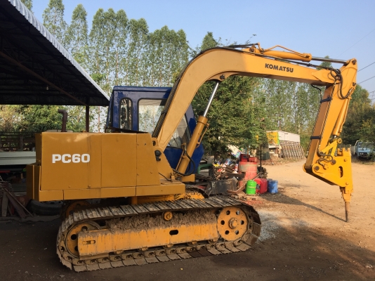 KOMATSU PC60-1 พร้อมหัวแย๊คปูน