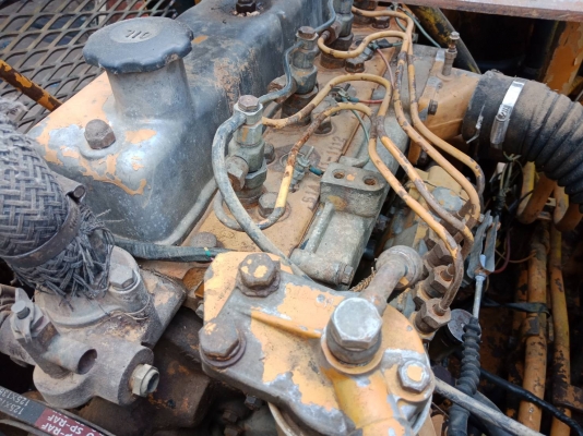 KOMATSU PC60-1 พร้อมหัวแย๊คปูน